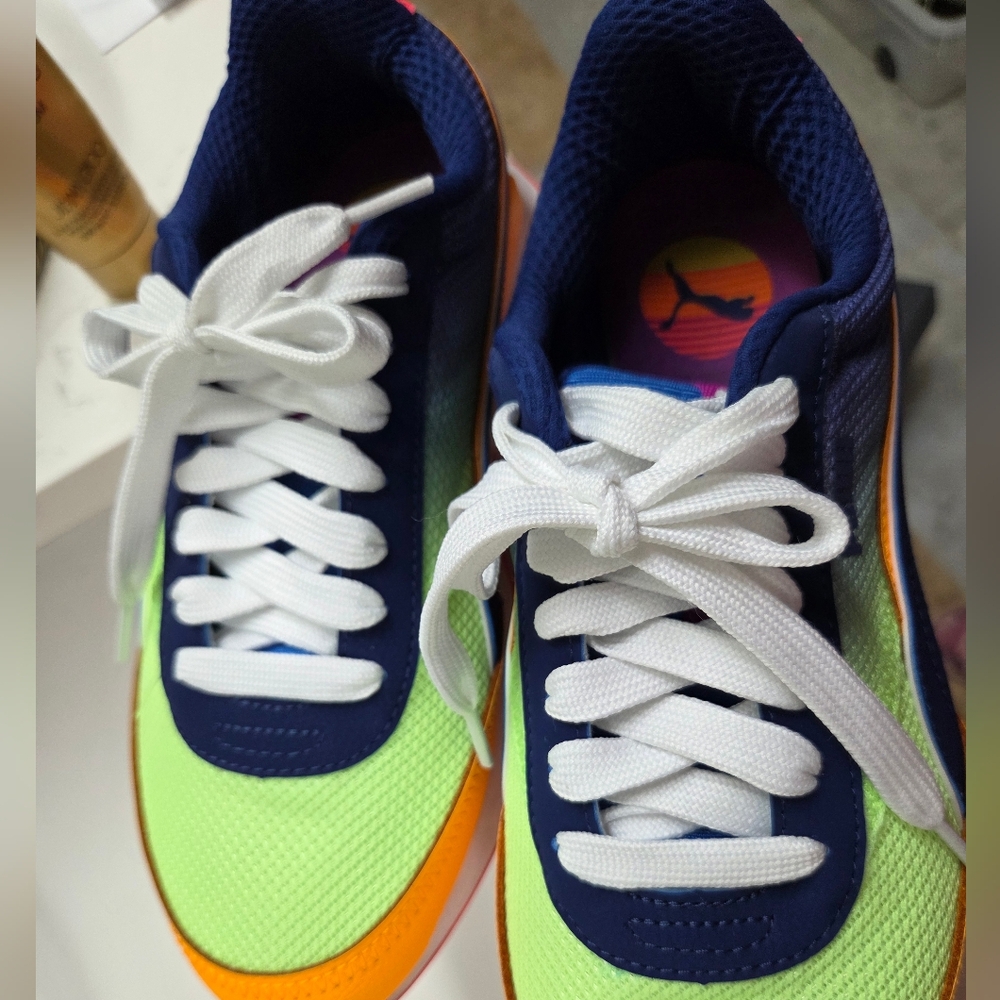 Puma Sneakers - Picture 2 of 3